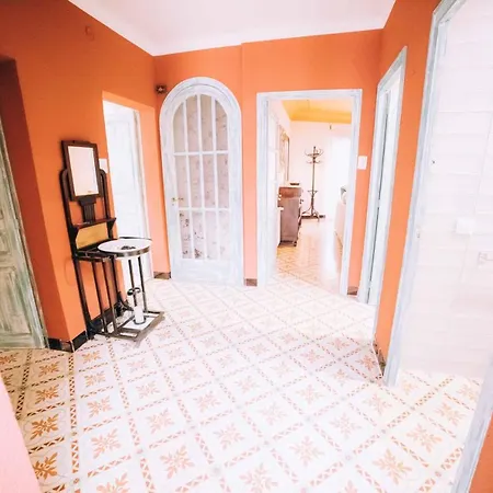 Casa Con Piscina Privada En Gualta, Blay 别墅